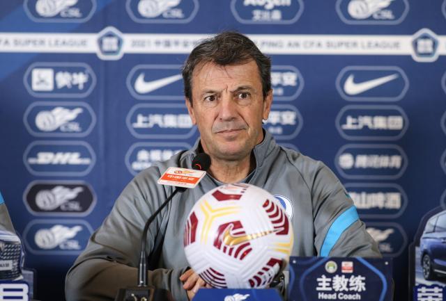 mk体育入口-大连人对阵沧州力争三连胜 继续发挥定位球优势