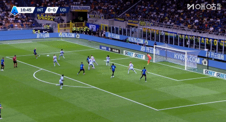 半场：国米1-2乌迪内斯，邓弗里斯破门，凯南-戴维斯传射